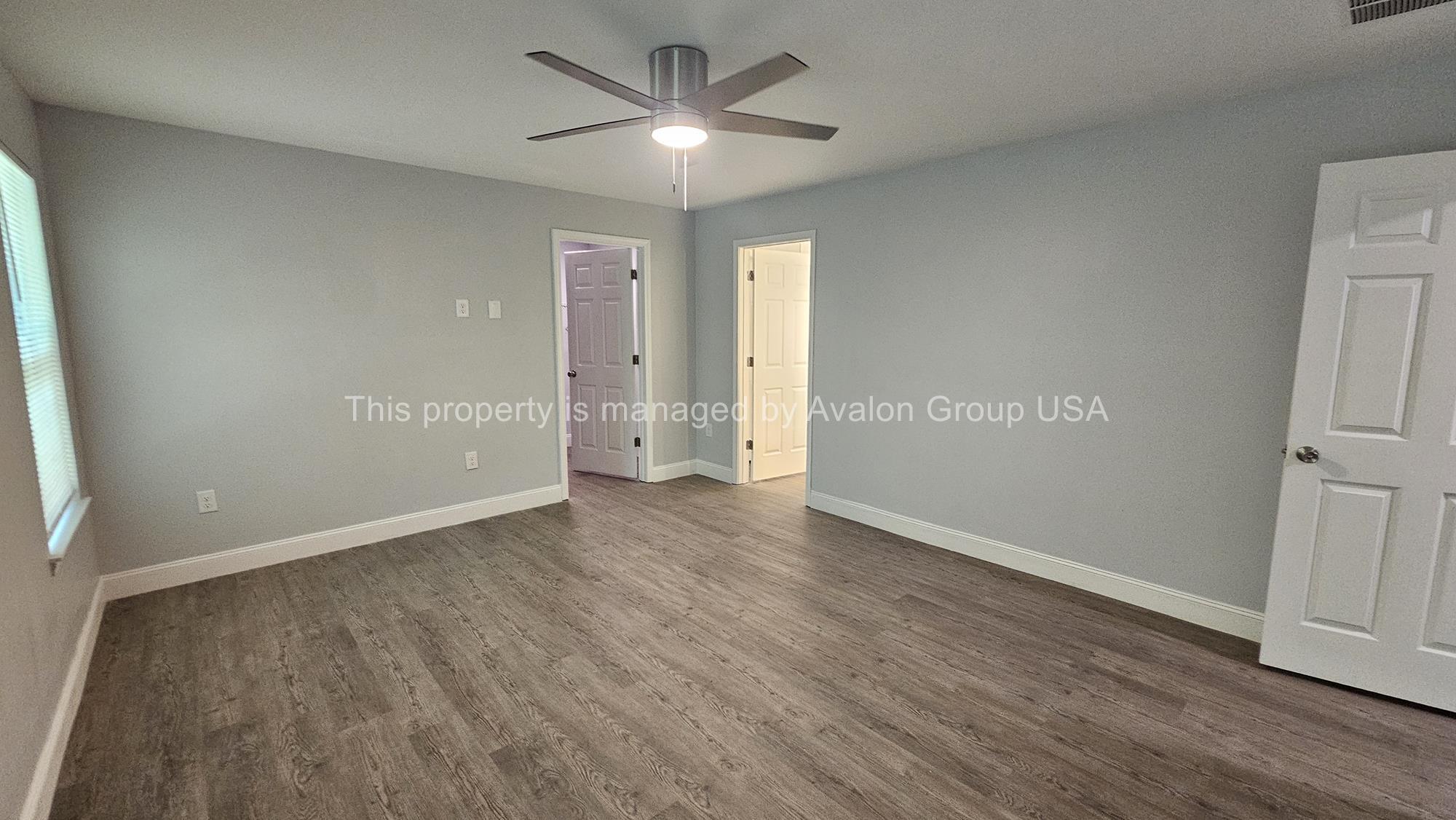 Building Photo - 1978 Solomon St