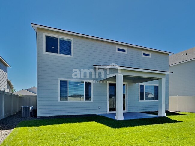 Building Photo - 1421 Alderleaf Ave