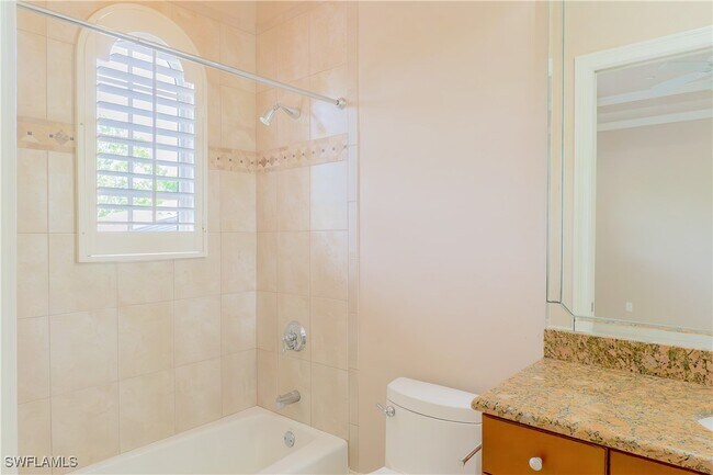 Building Photo - 2915 Coco Lakes Dr