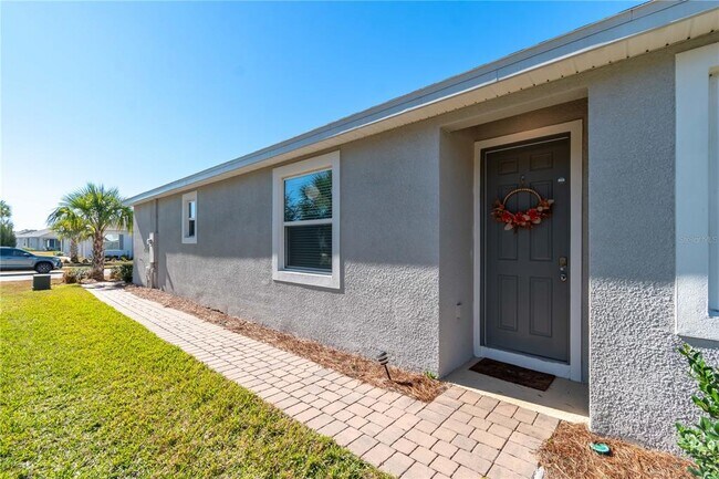 Building Photo - 5223 NW 48th Pl