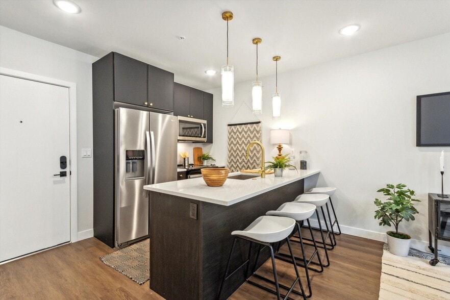 Building Photo - 1102 Germantown Ave