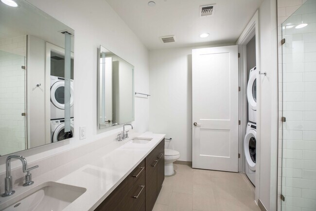 G Floorplan Bath - St. Andrie At Buffalo Heights