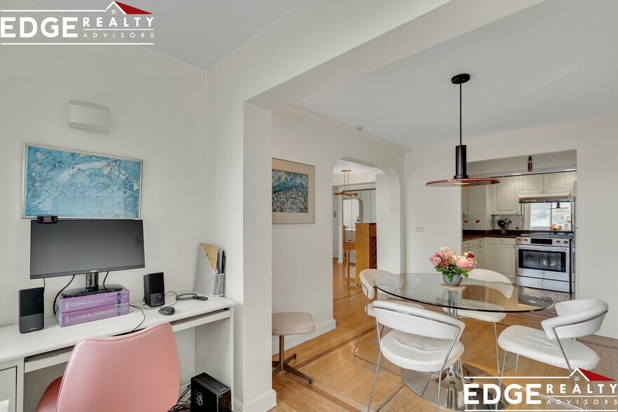 Building Photo - 1601 Beacon St