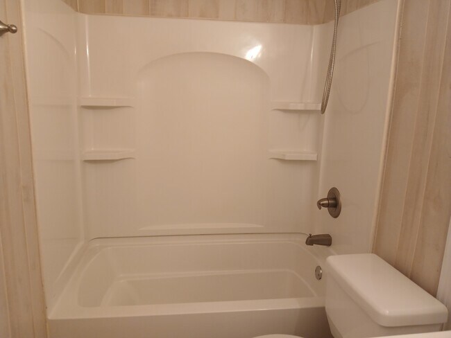Building Photo - 2241 Sedgewick Dr