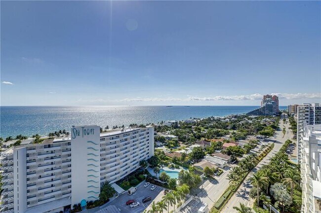 Building Photo - 2841 N Ocean Blvd