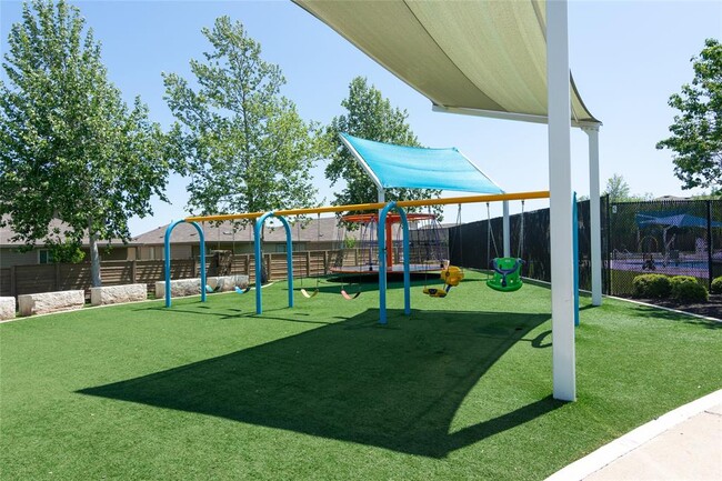 Building Photo - 245 Shale Dr