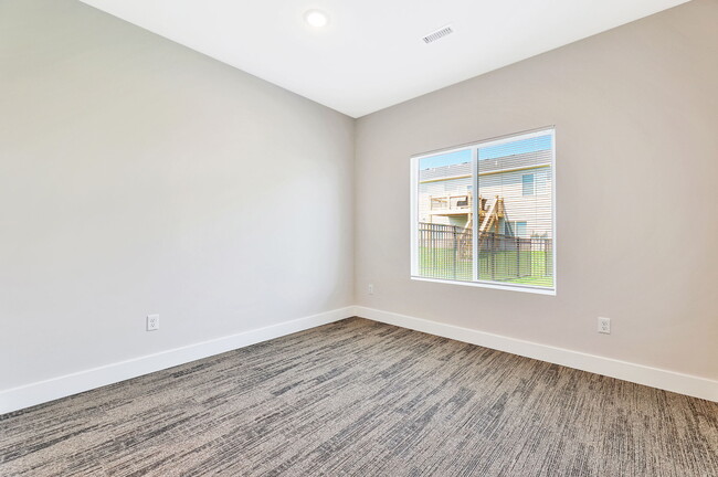 Building Photo - 1129 N Joye St