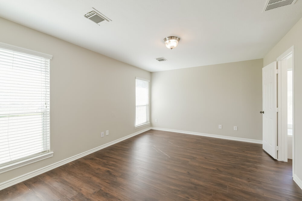 Building Photo - 19811 Lindenwick Ct