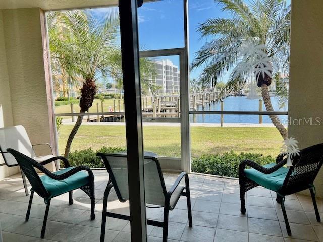 Building Photo - 2060 Matecumbe Key Rd