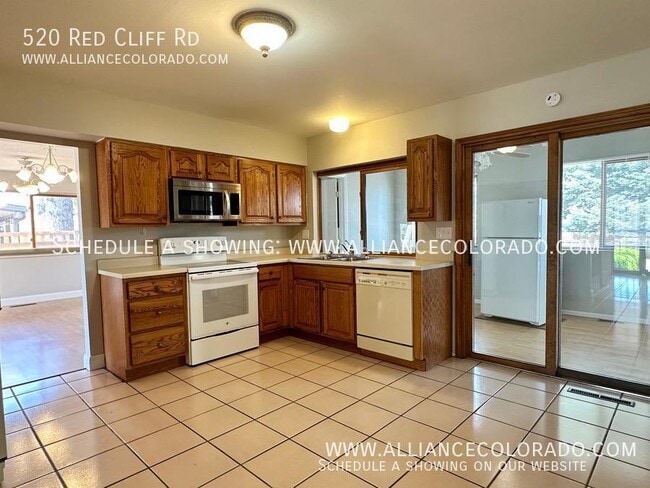 Building Photo - 520 Red Cliff Rd