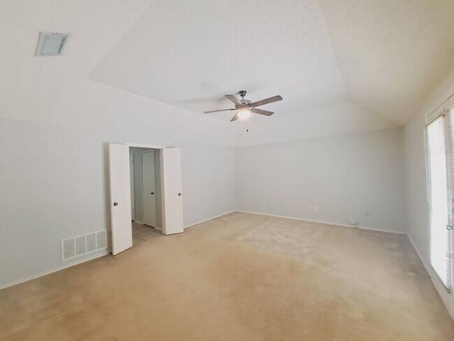 Building Photo - 3917 St Christopher Ln