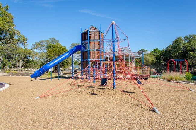 Building Photo - 2136 Pecan Island Dr