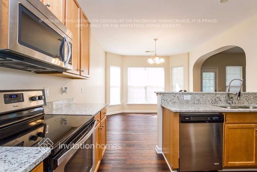 Building Photo - 3325 Glamorgan Ct