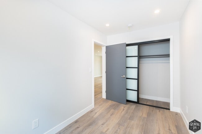 Building Photo - 3872 Bentley Ave