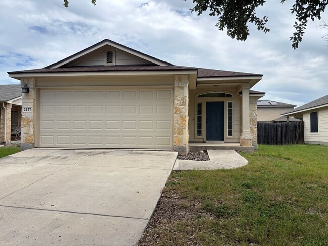Primary Photo - Beautiful 3-bed 2-Bath home in Avery Park ...