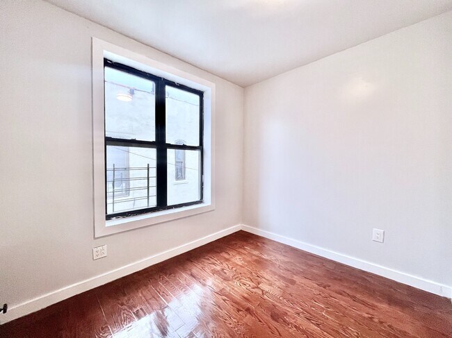 Floorplan - 70 Post Avenue