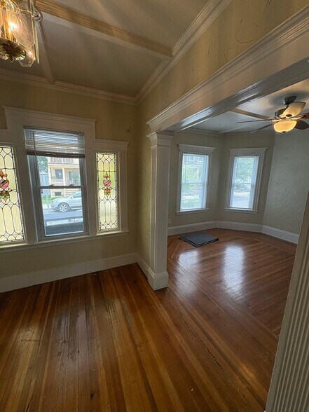 Building Photo - 50 Bromfield Rd