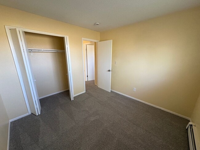 Building Photo - 407 Loma Linda Dr