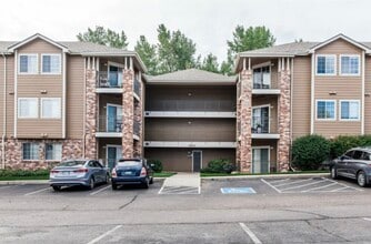 Building Photo - Highline Pointe Apts.