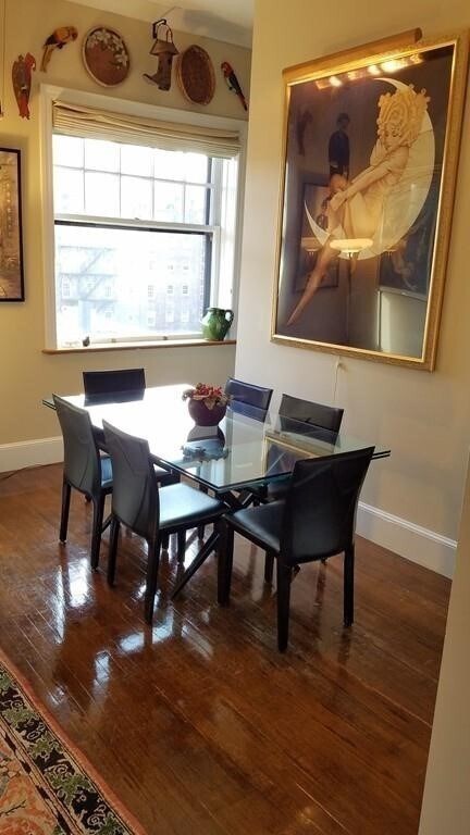 Building Photo - 14 Chestnut St