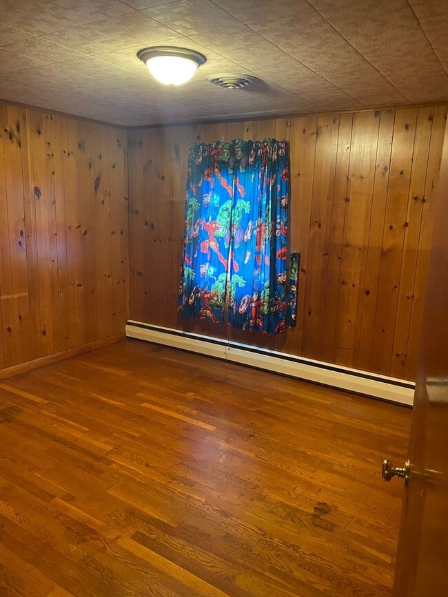 Building Photo - 20433 Amberson Rd