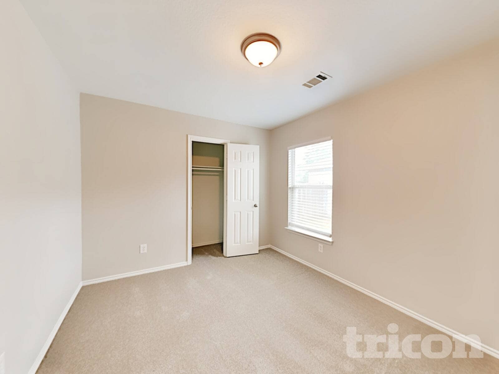 Building Photo - 209 Brahma Way
