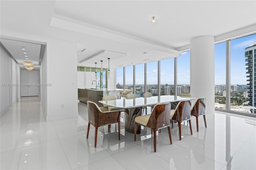 Building Photo - 17975 Collins Ave