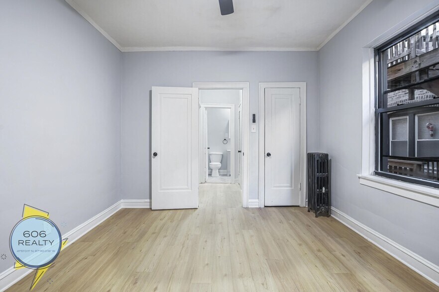 Building Photo - 5244.5 S Drexel Ave