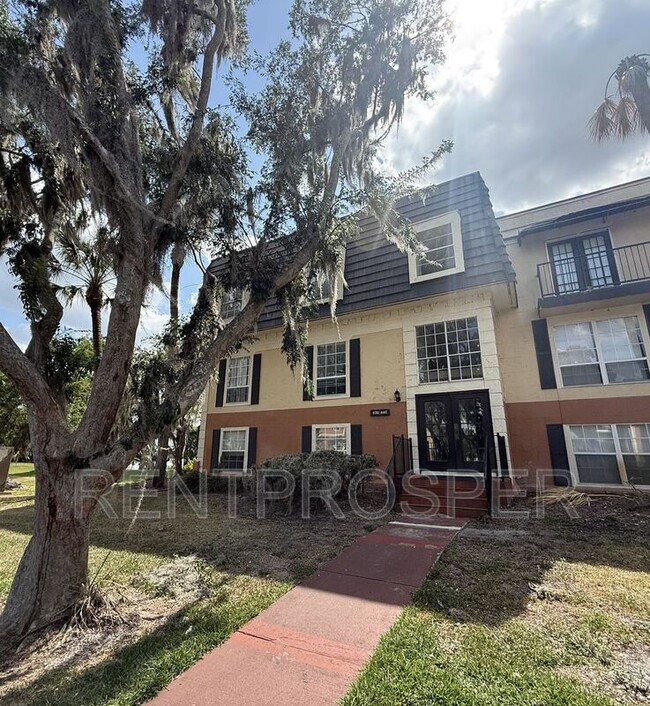 Primary Photo - 4132 Versailles Dr