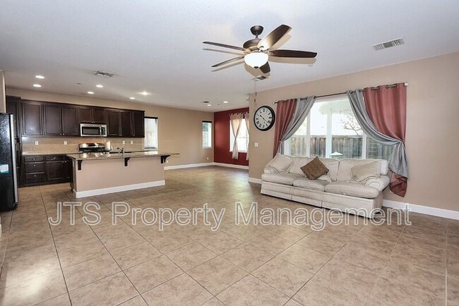 Building Photo - 1427 Bicker Cir
