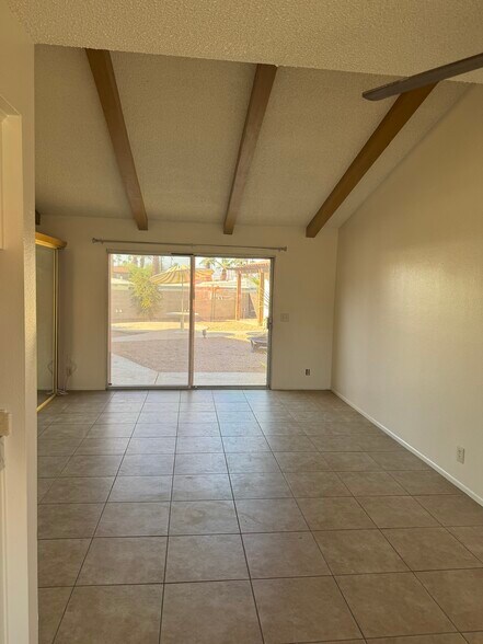 Primary Photo - 74430 Driftwood Dr