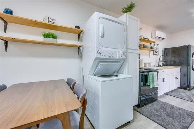 Building Photo - 420 Private Rd 8579