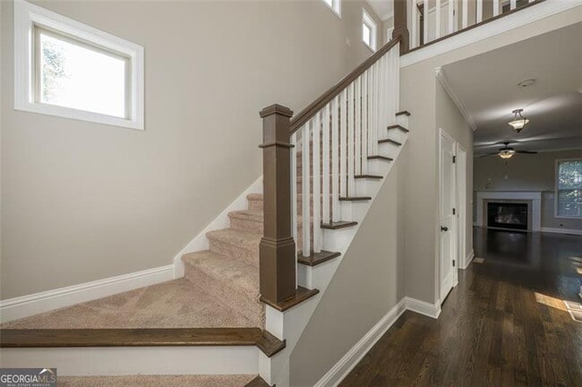 Building Photo - 2707 Silver Hill Terrace SE