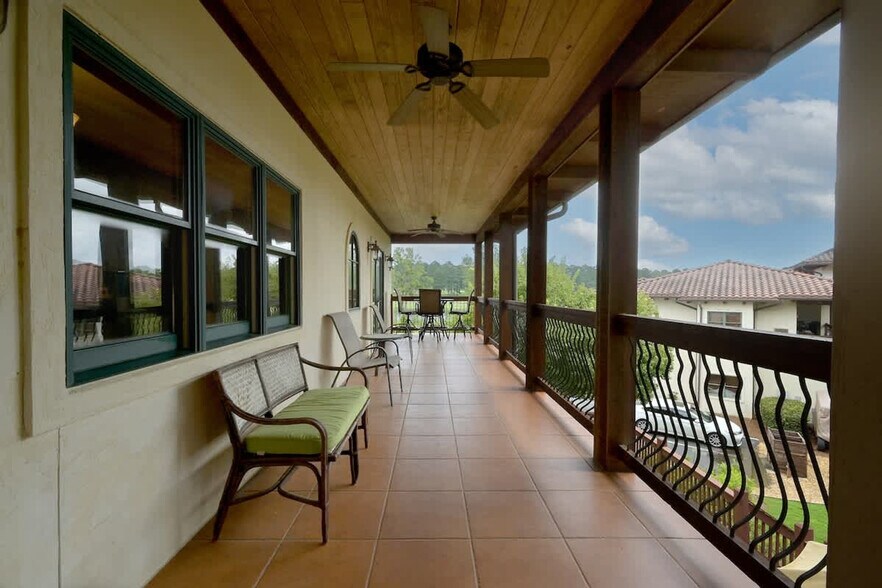 Building Photo - 473 Cuscowilla Dr