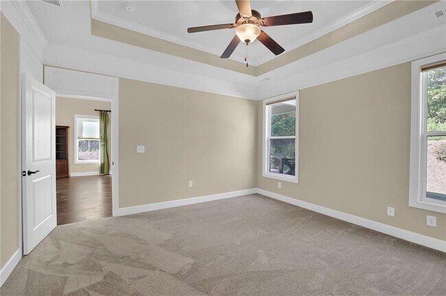 Building Photo - 3708 Majestic Oak Dr SW