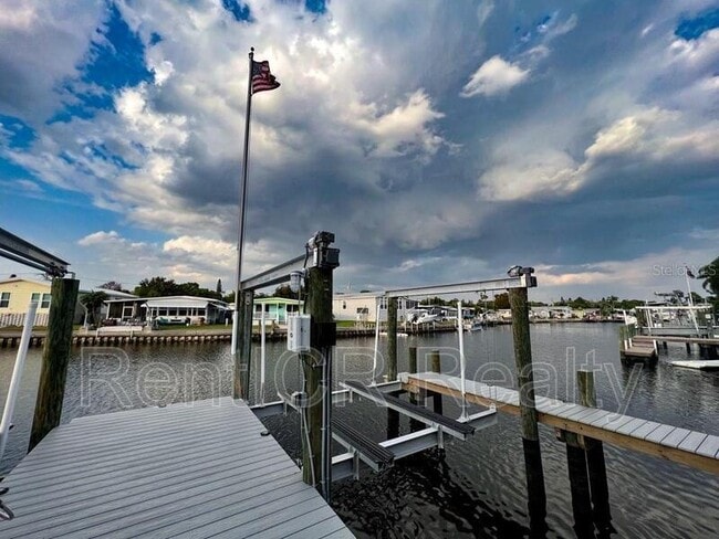 Building Photo - 116 Lorraine St