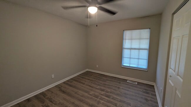 Building Photo - 501 Terrell St