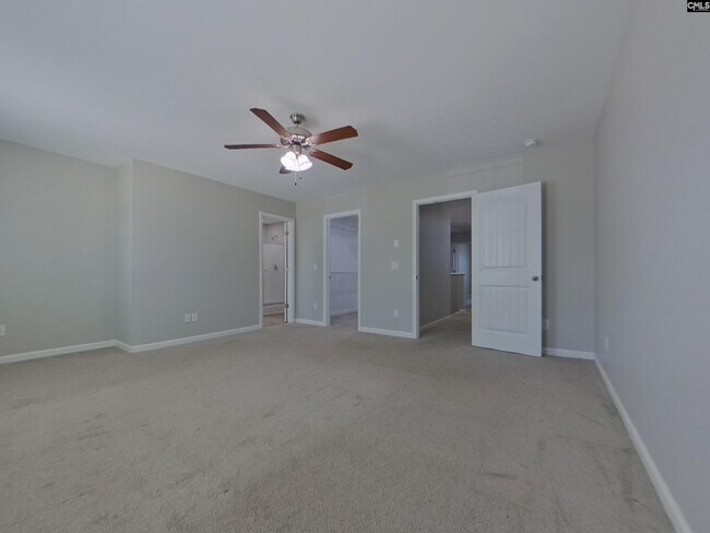 Building Photo - 313 Fairford Rd