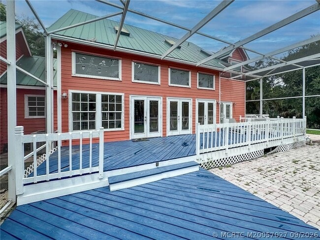 Building Photo - 521 SW Marion Ct