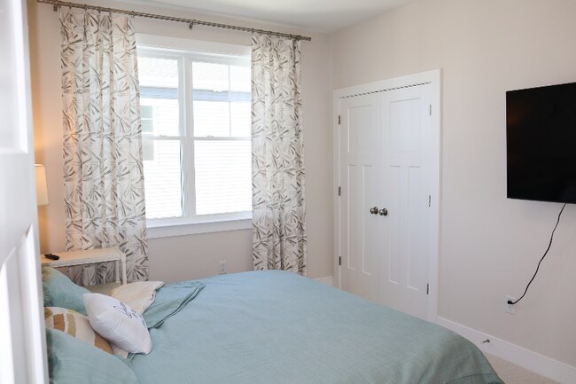 Building Photo - 38893 Verandah Bay Drive