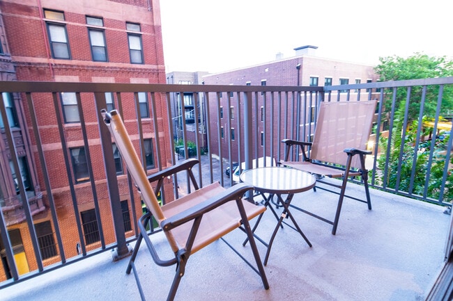 Building Photo - 1546 N Orleans St