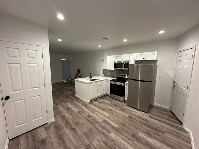 Building Photo - 1446 N 58th St