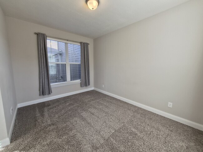 Building Photo - 14221 James Dean Dr