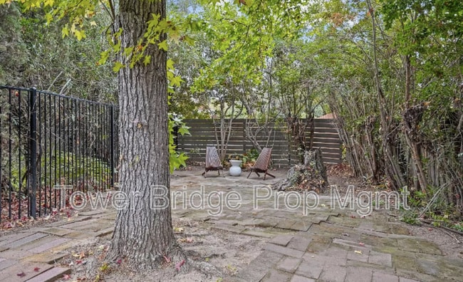 Building Photo - 3937 Orangewood Dr