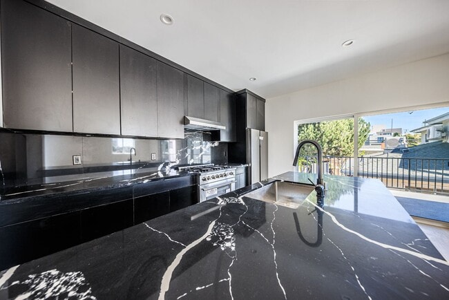 Building Photo - 1954 Purdue Ave