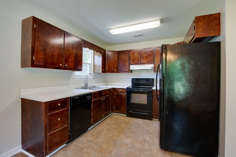 Building Photo - 238 Barberry Ln