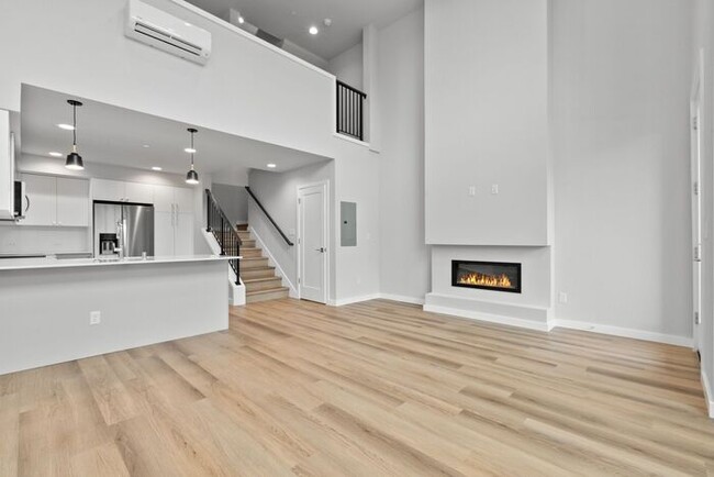 Building Photo - Stunning Brand-New Ballard Townhome with A...