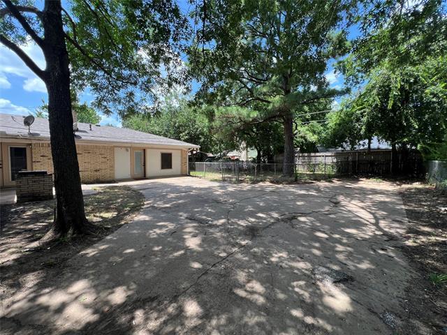 Building Photo - 513 Stewart Ln