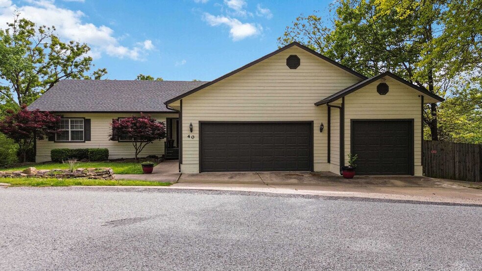 Building Photo - 40 Kensington Dr