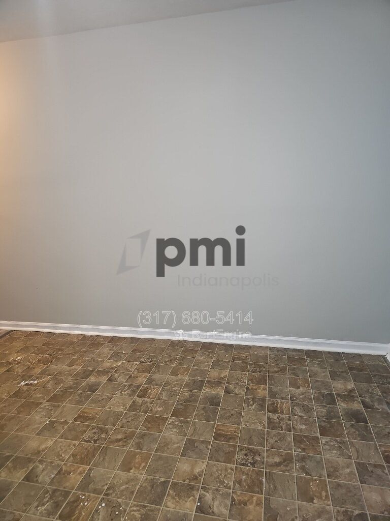 Building Photo - 114 Adler St